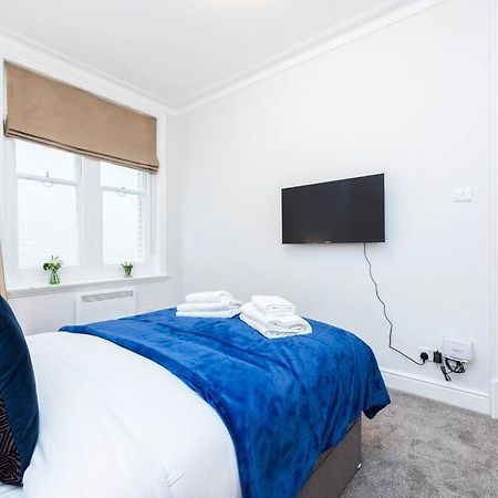 Stylish Studio In Leicester Square ลอนดอน ภายนอก รูปภาพ