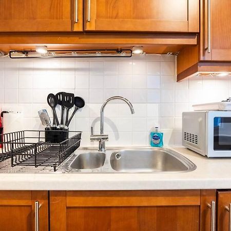 Stylish Studio In Leicester Square ลอนดอน ภายนอก รูปภาพ